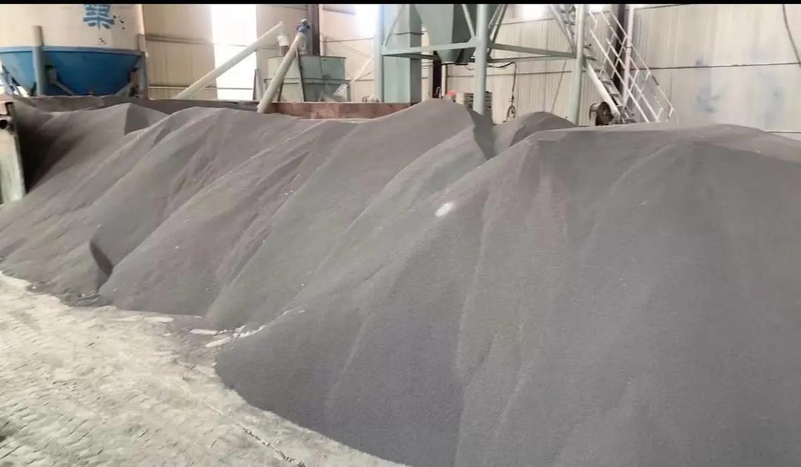烟台绿色金刚砂地坪工厂推荐 石创金刚砂耐磨材料，源头工厂品质保障